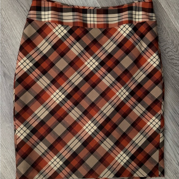 The Limited Plaid Pencil Skirt in Tan and Brown - Picture 11 of 11